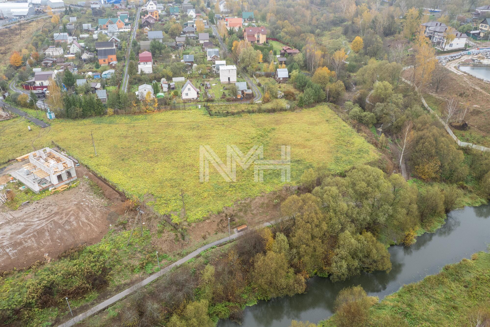 Участок 100 сот.