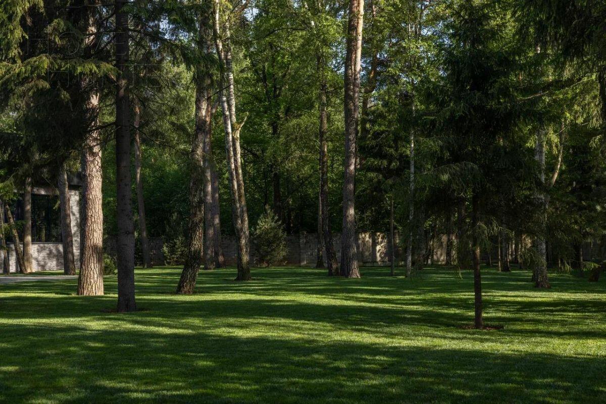 2-этажный коттедж 1 700 м² без отделки