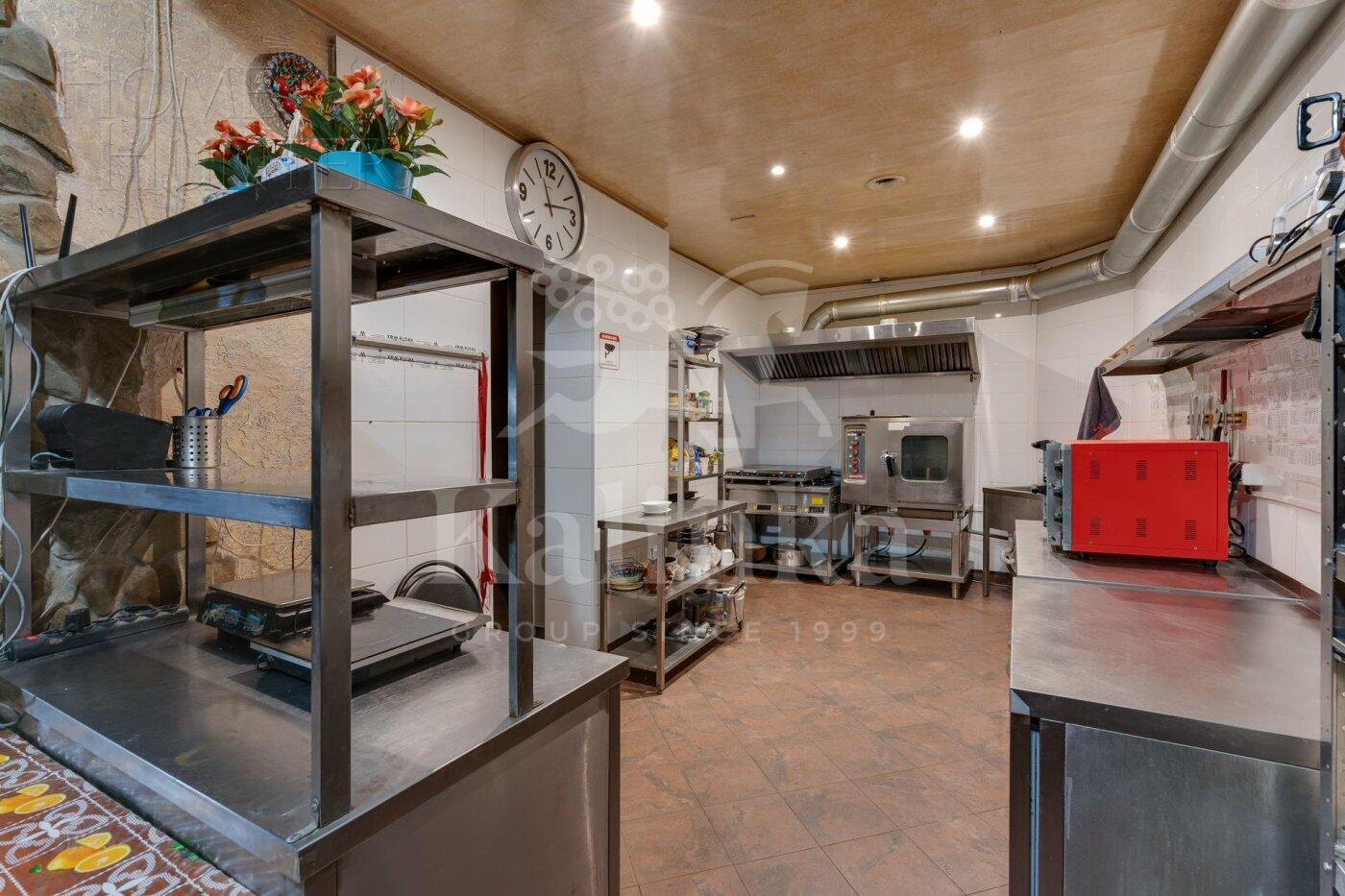 5-этажный коттедж 1 200 м² с отделкой