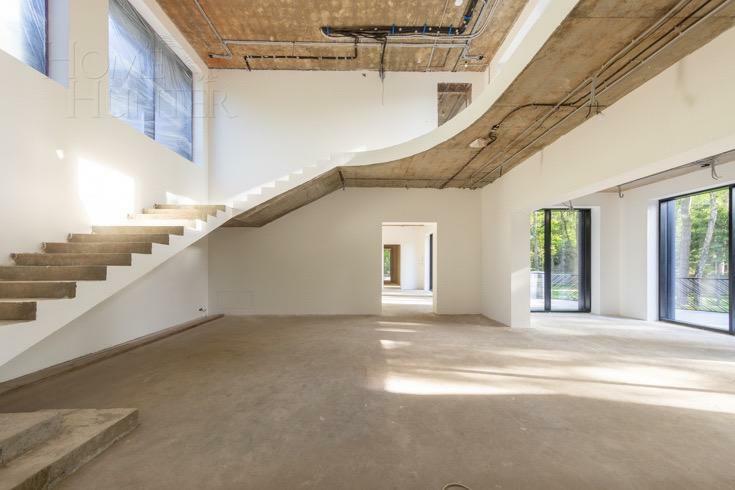 2-этажный коттедж 1 700 м² без отделки