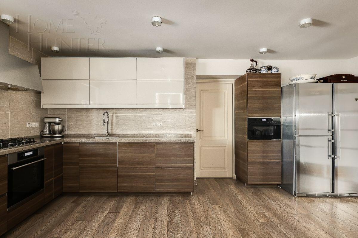 2-этажный коттедж 450 м² с отделкой