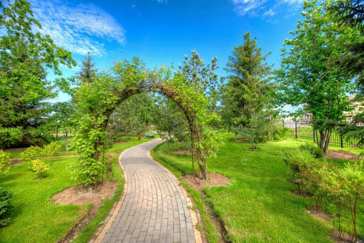 Участок 33 сот. в охраняемом поселке