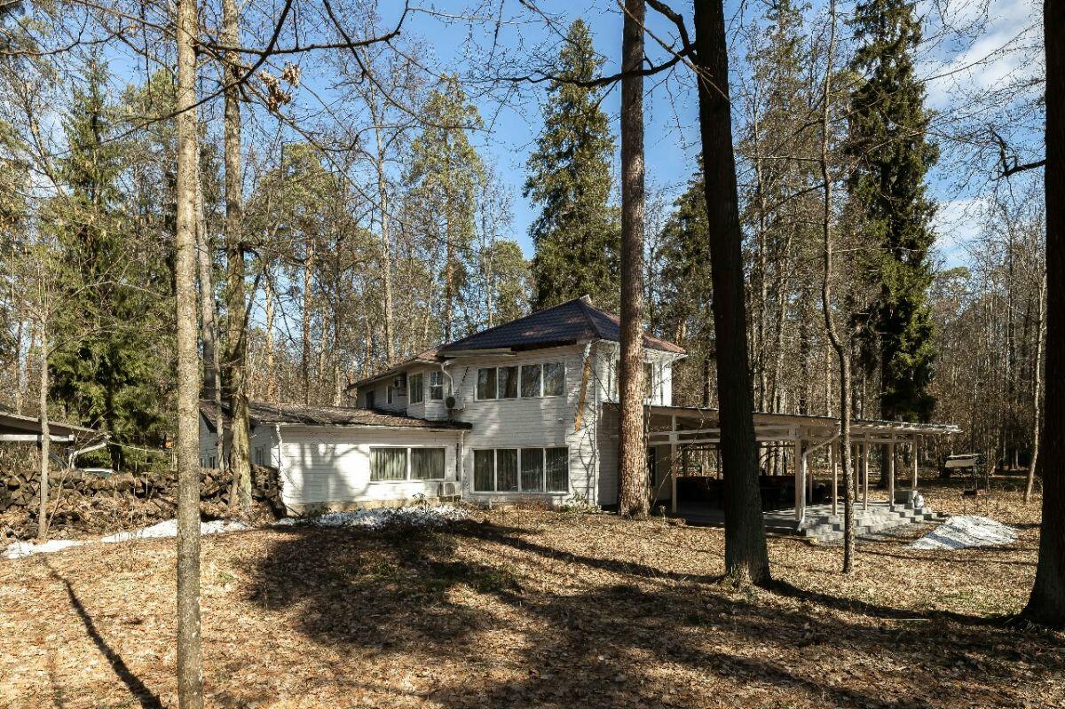 2-этажный коттедж 450 м² с отделкой