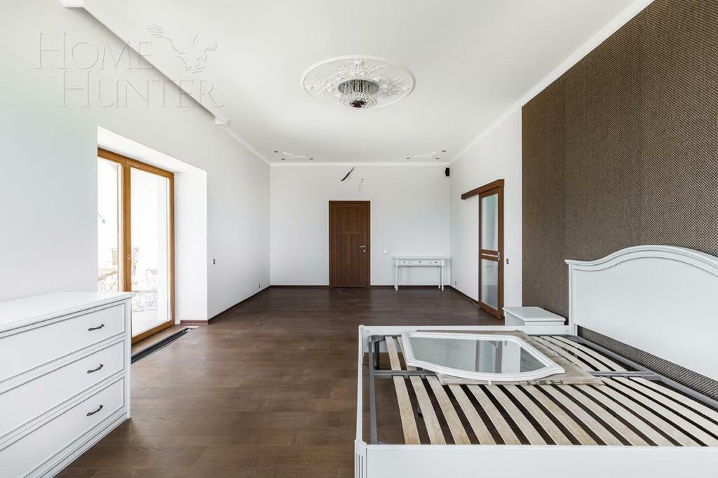 2-этажный коттедж 750 м² с отделкой