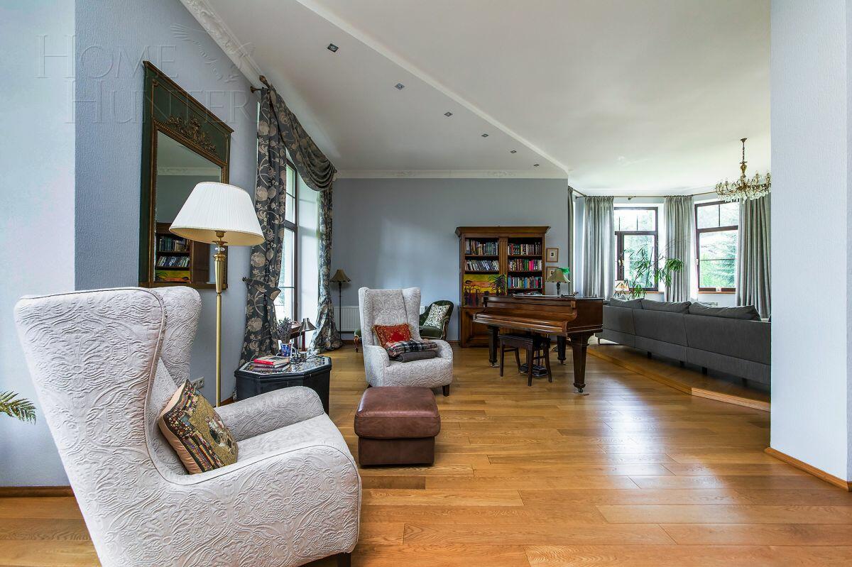 2-этажный коттедж 370 м² с отделкой