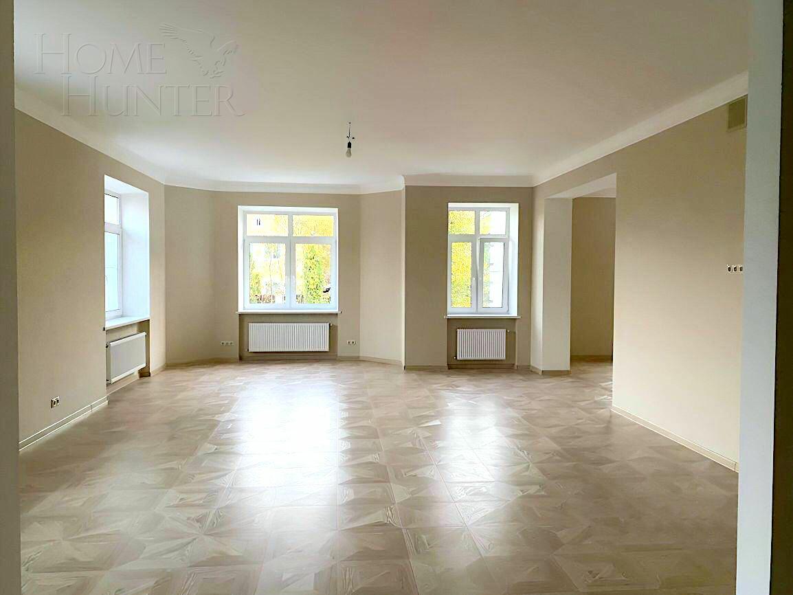 2-этажный коттедж 1 054 м² с отделкой