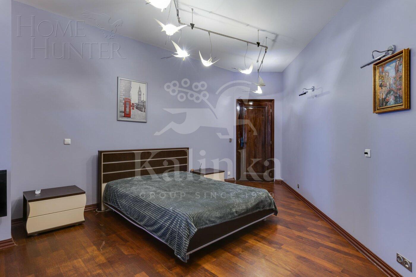 5-этажный коттедж 1 200 м² с отделкой