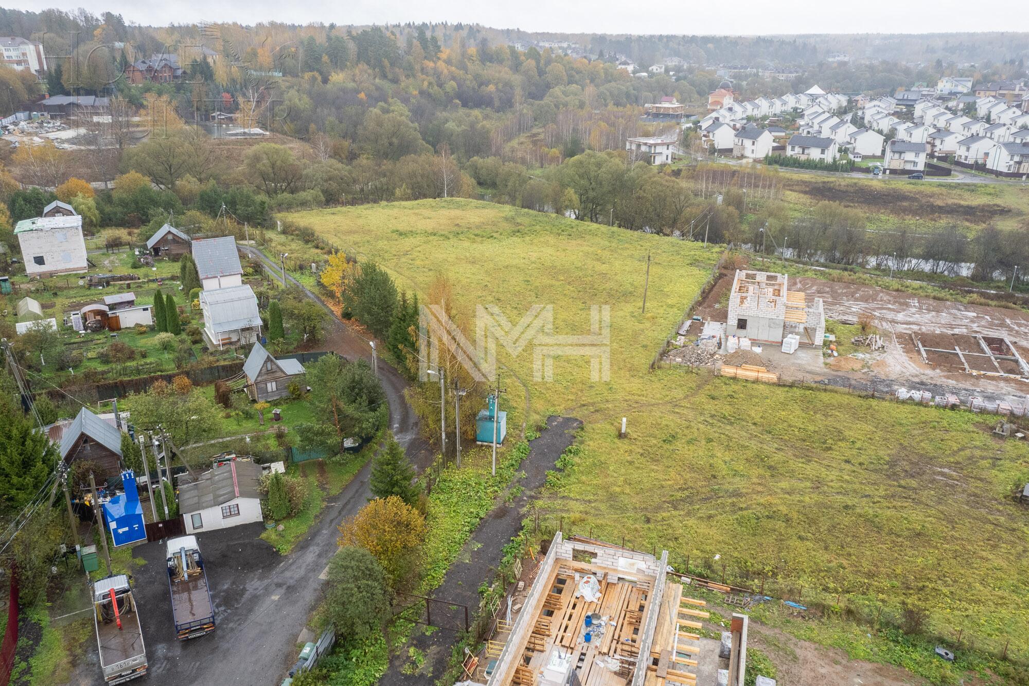 Участок 100 сот.