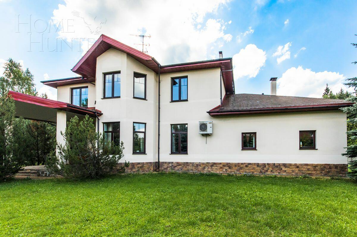 2-этажный коттедж 370 м² с отделкой