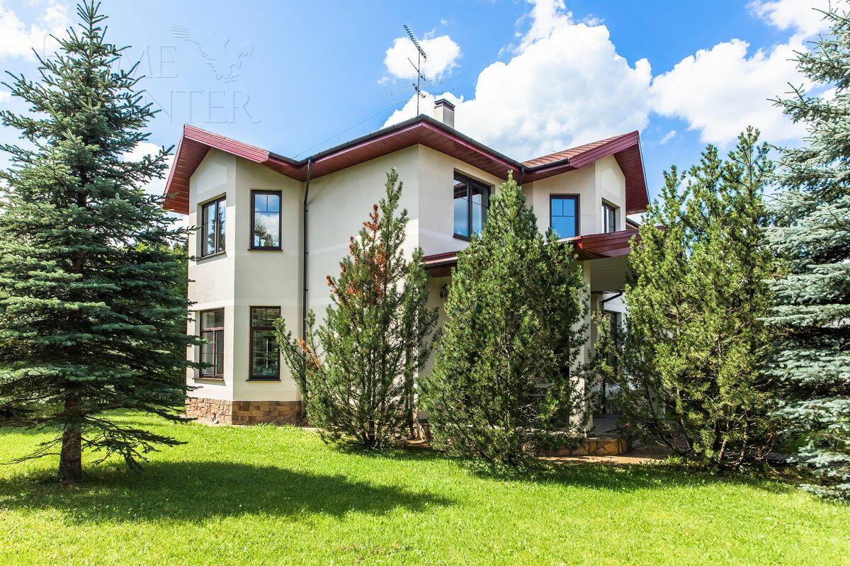 2-этажный коттедж 370 м² с отделкой