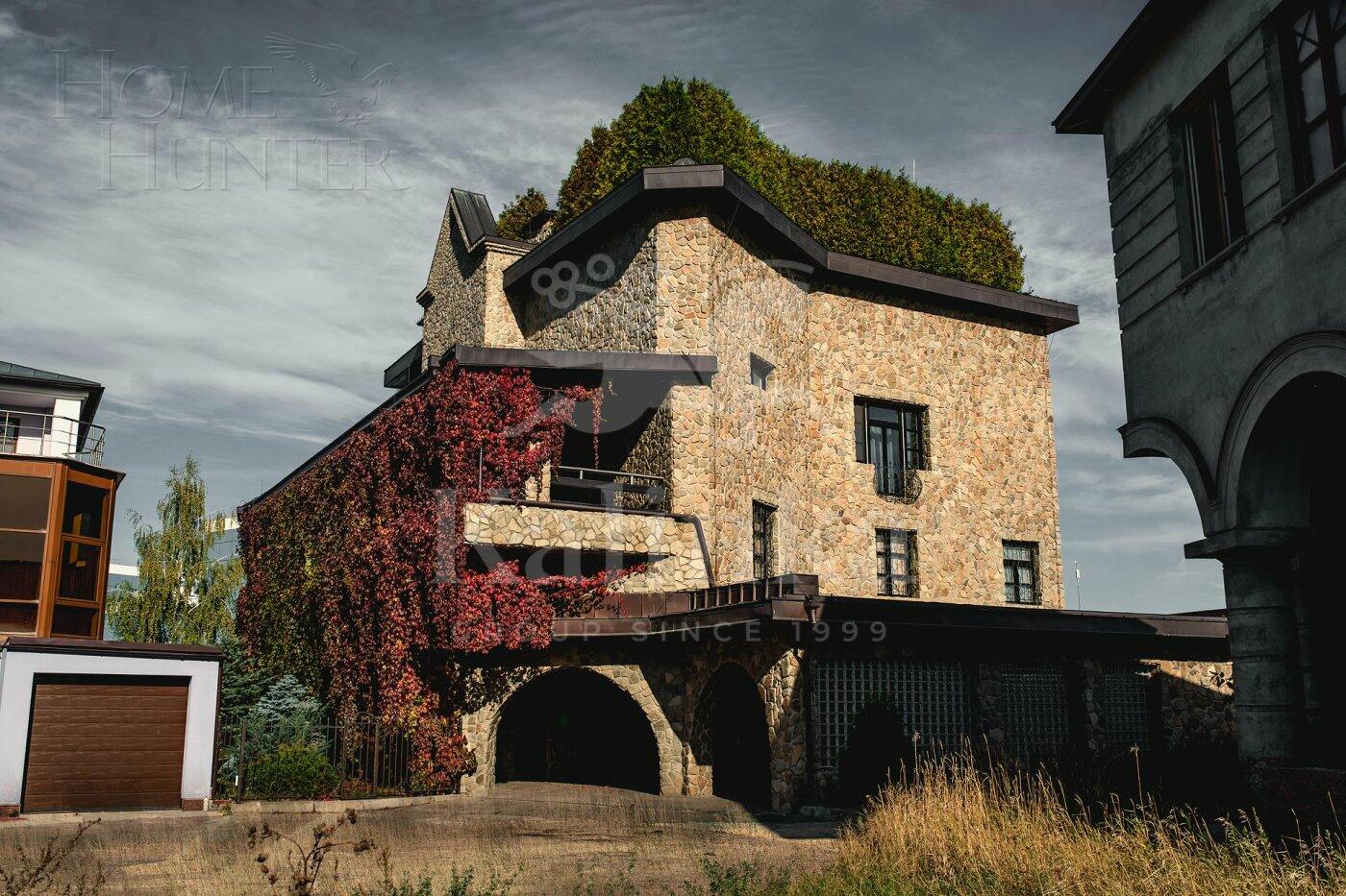 5-этажный коттедж 1 200 м² с отделкой