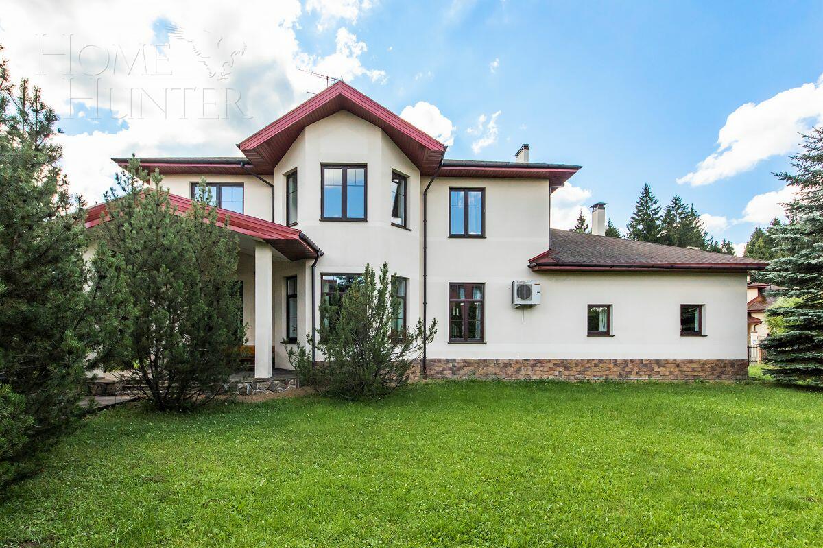 2-этажный коттедж 370 м² с отделкой