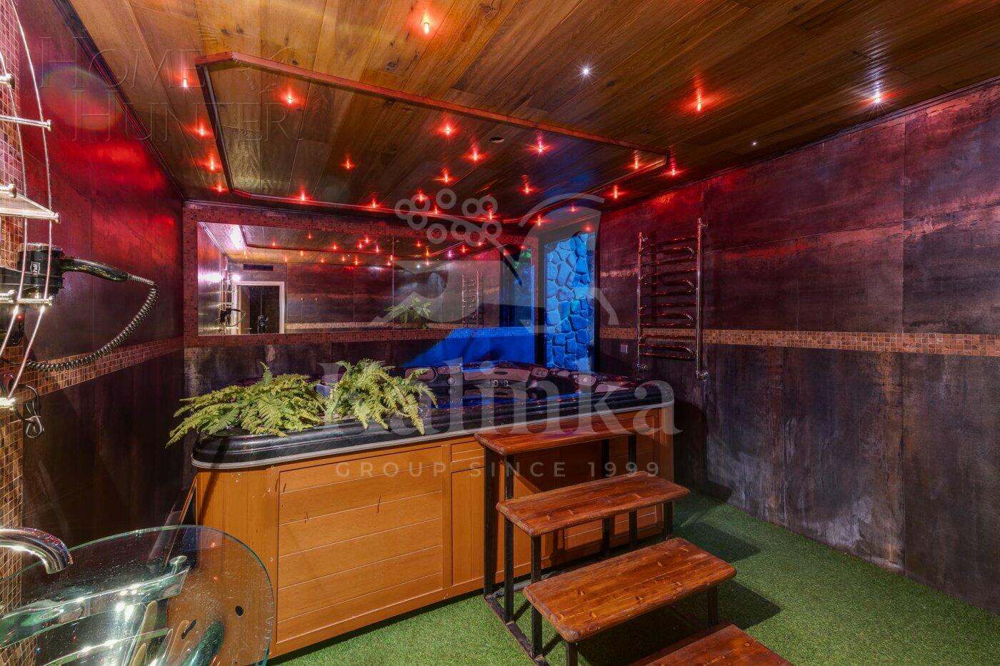 5-этажный коттедж 1 200 м² с отделкой