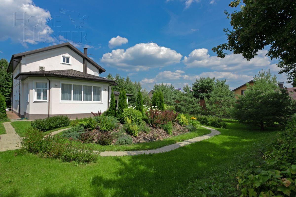 2-этажный коттедж 450 м² с отделкой