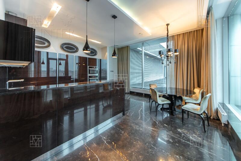 7-КОМН. ПЕНТХАУС С ОТДЕЛКОЙ 404.8 М² НА 10 ЭТАЖЕ