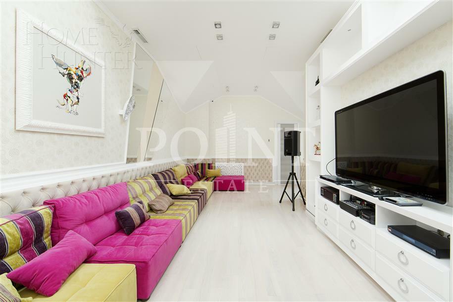 3-этажный коттедж 768 м² с отделкой