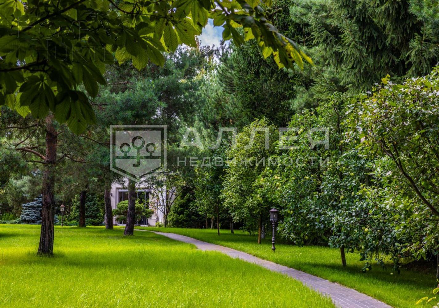 2-этажный коттедж 1 200 м² с отделкой