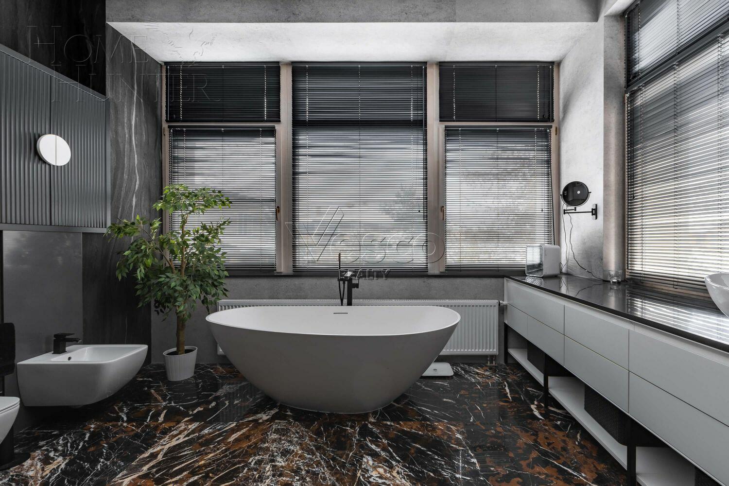 2-этажный коттедж 810 м² с отделкой