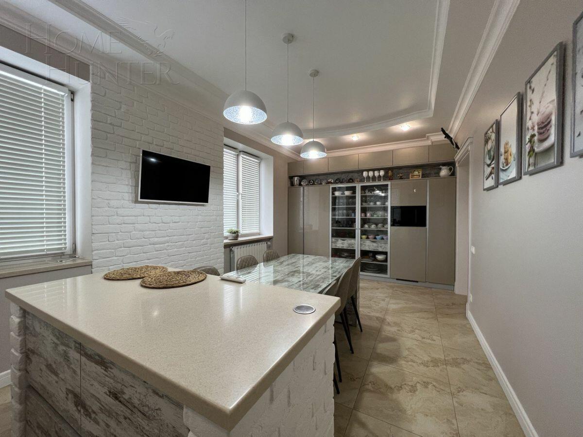 2-этажный коттедж 402 м² с отделкой