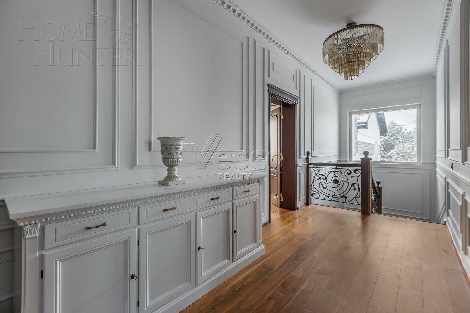 2-этажный коттедж 810 м² с отделкой