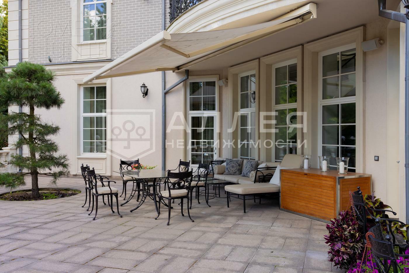 2-этажный коттедж 1 200 м² с отделкой