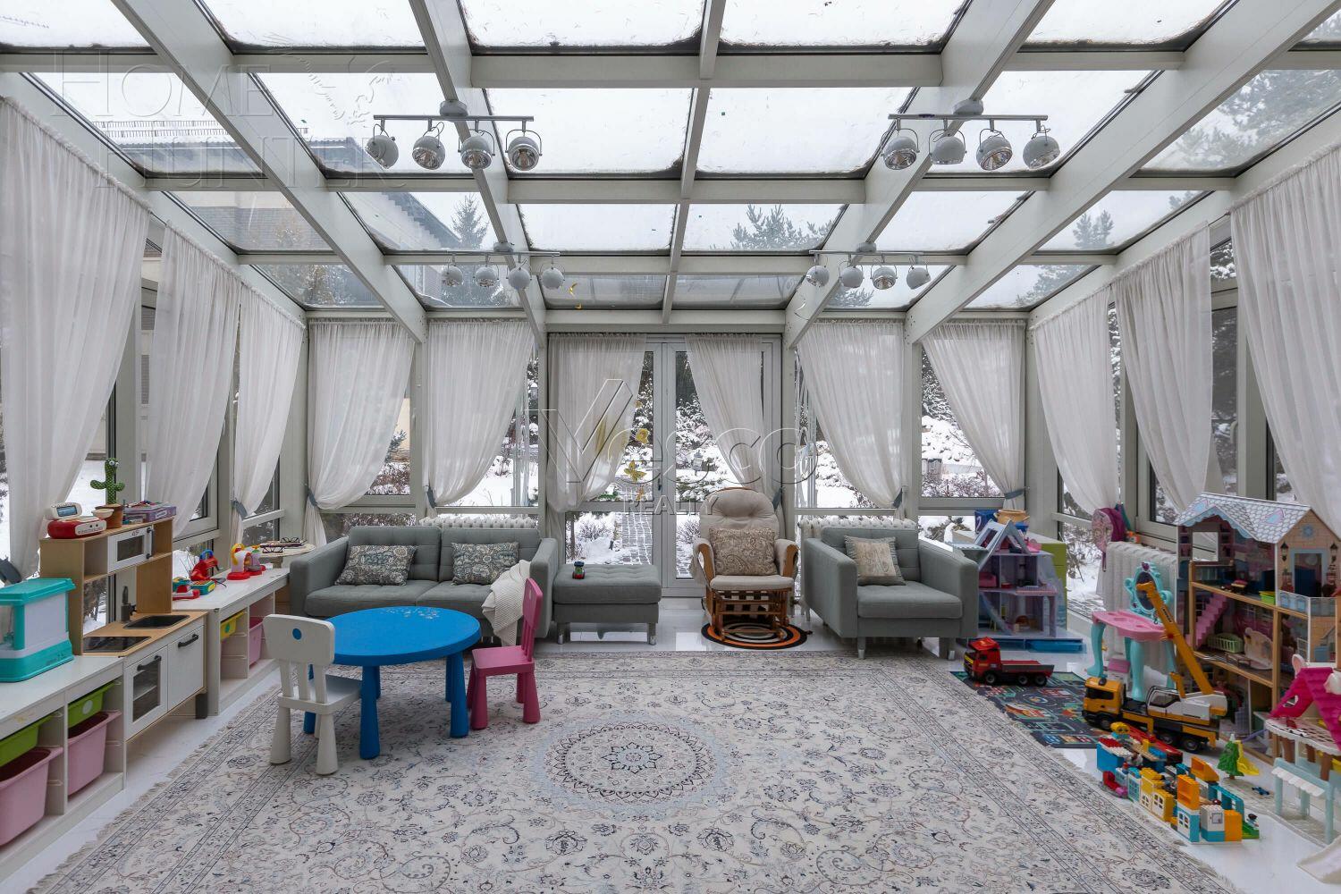 2-этажный коттедж 810 м² с отделкой