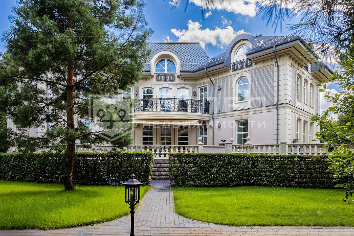 2-этажный коттедж 1 200 м² с отделкой