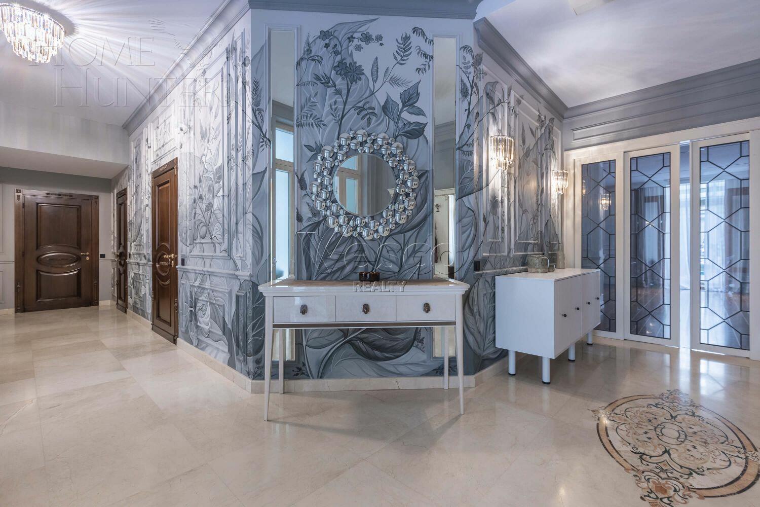 2-этажный коттедж 810 м² с отделкой