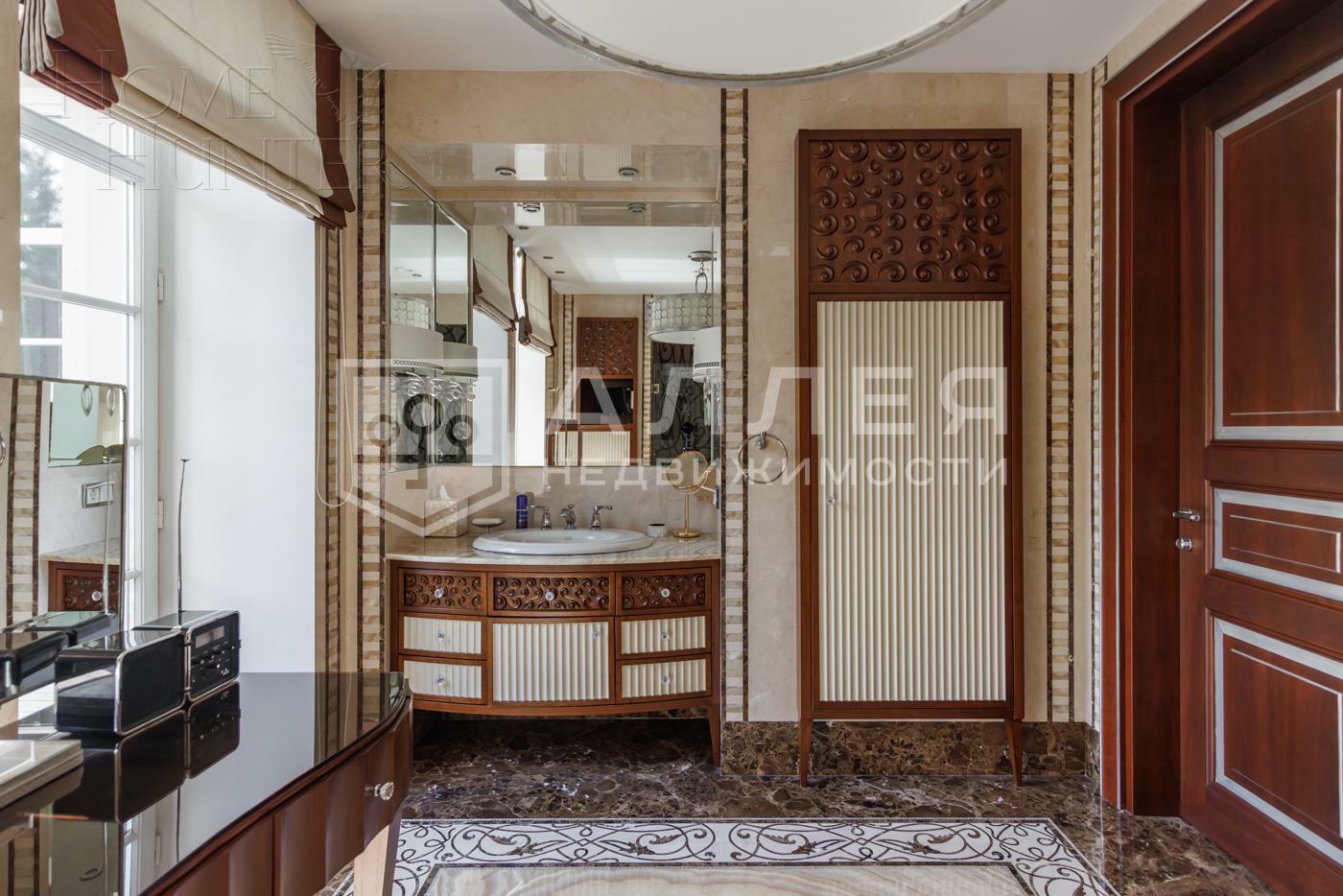 2-этажный коттедж 1 200 м² с отделкой