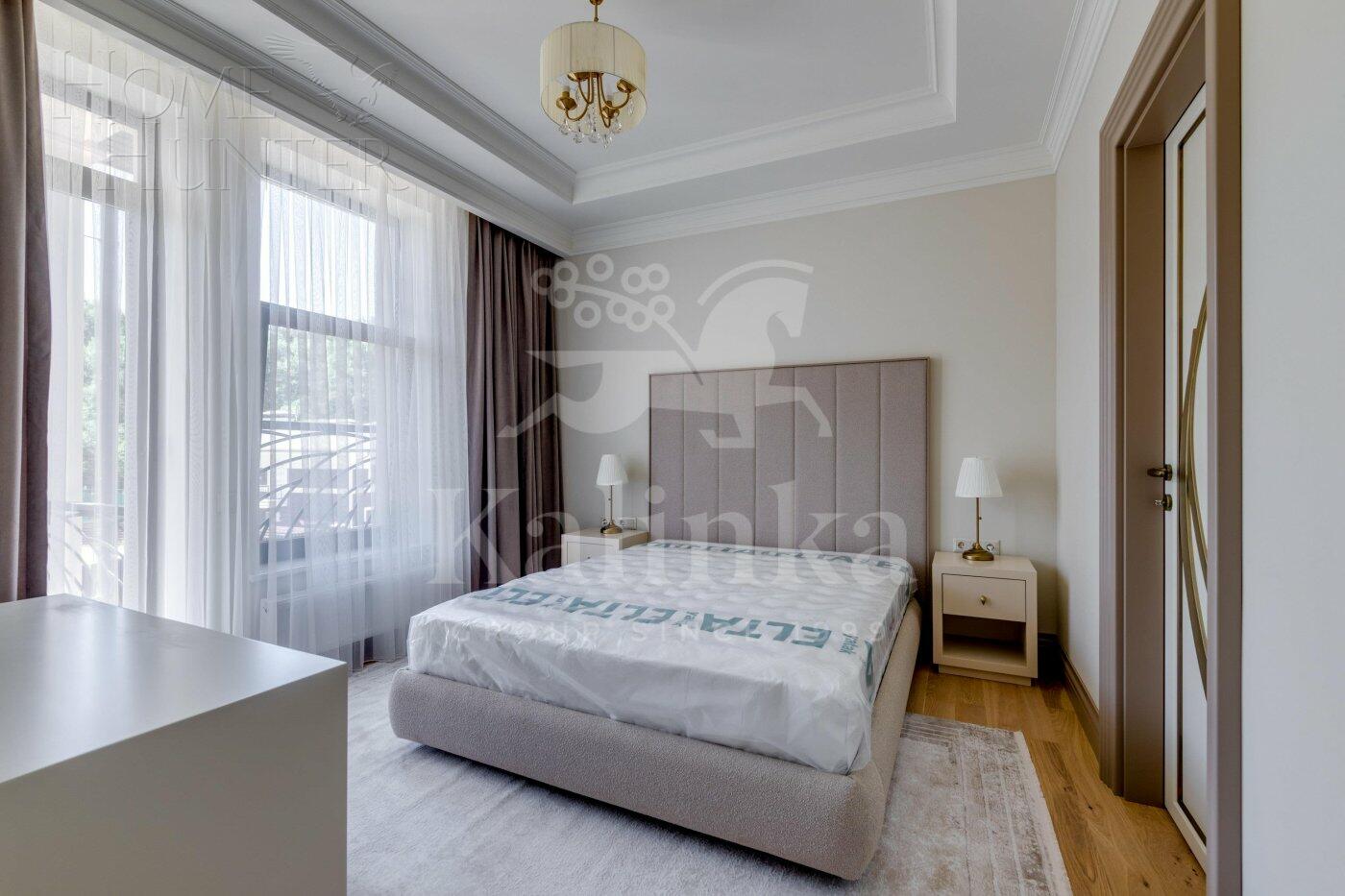 2-этажный коттедж 400 м² с отделкой