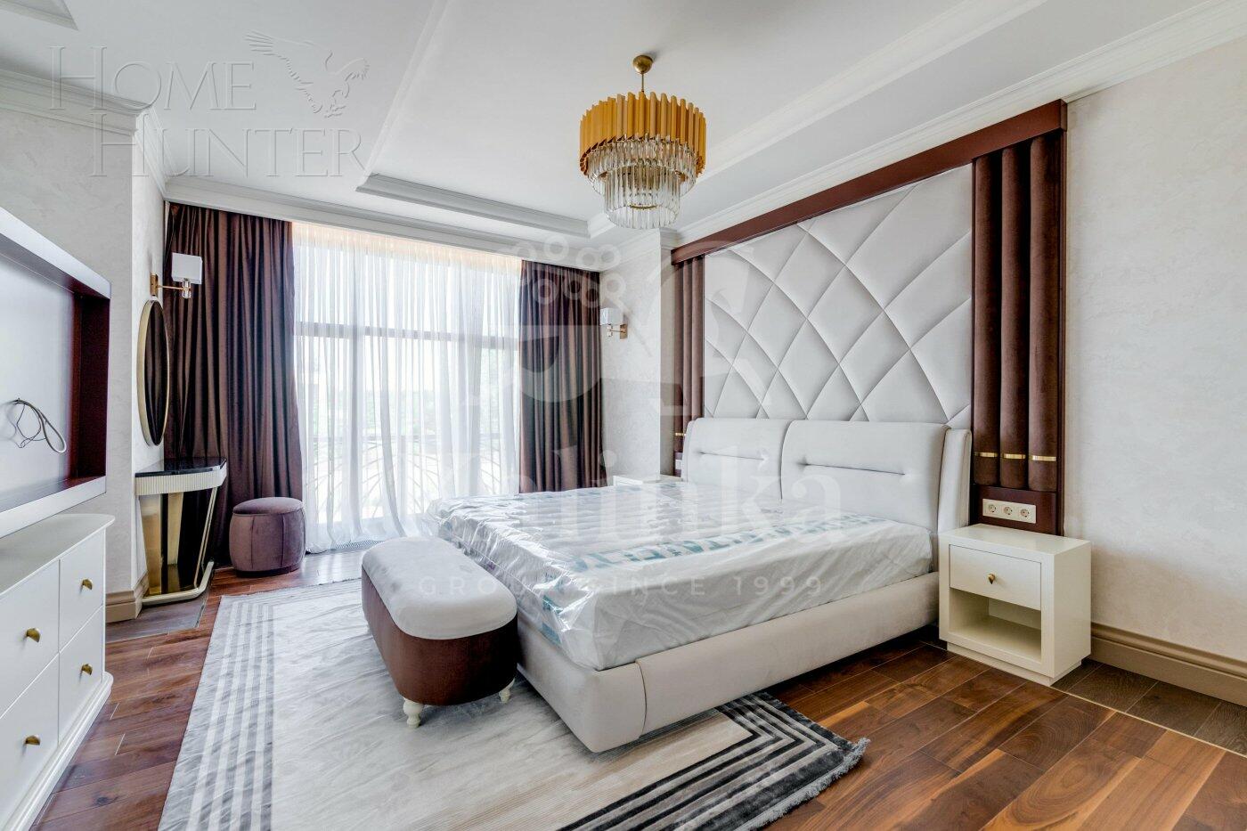 2-этажный коттедж 400 м² с отделкой