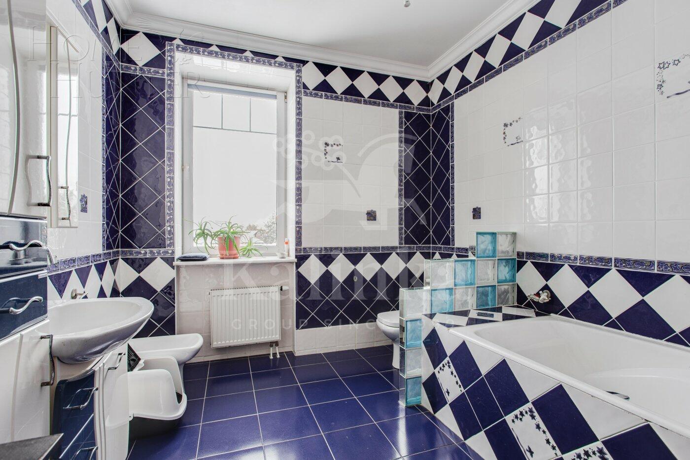 2-этажный коттедж 550 м² с отделкой