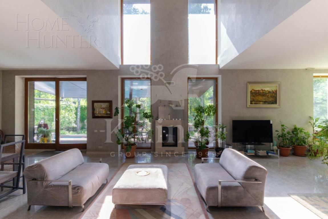 2-этажный коттедж 600 м² с отделкой