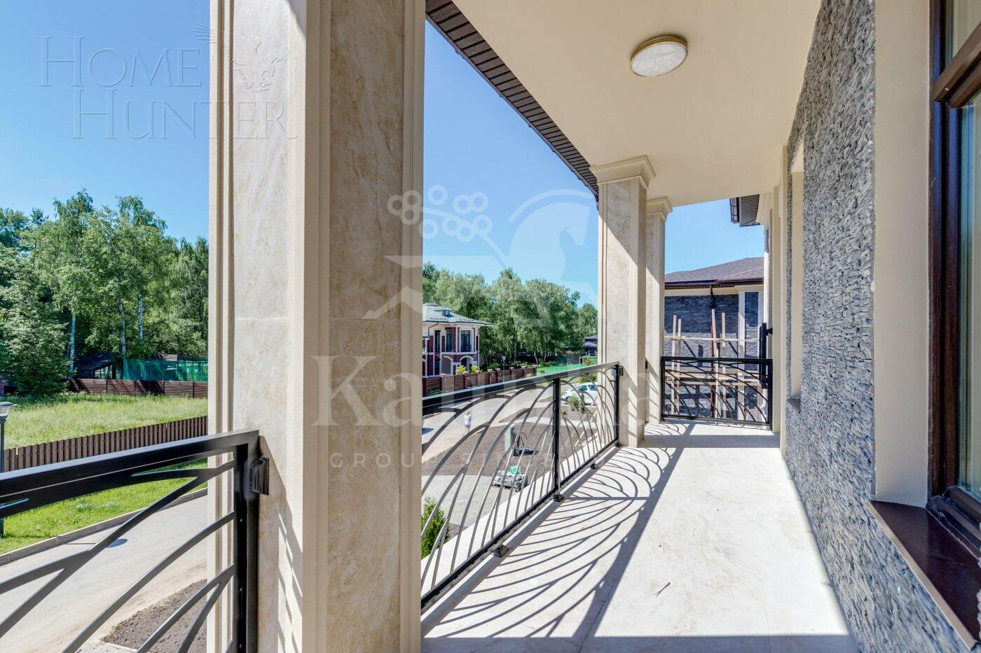 2-этажный коттедж 400 м² с отделкой