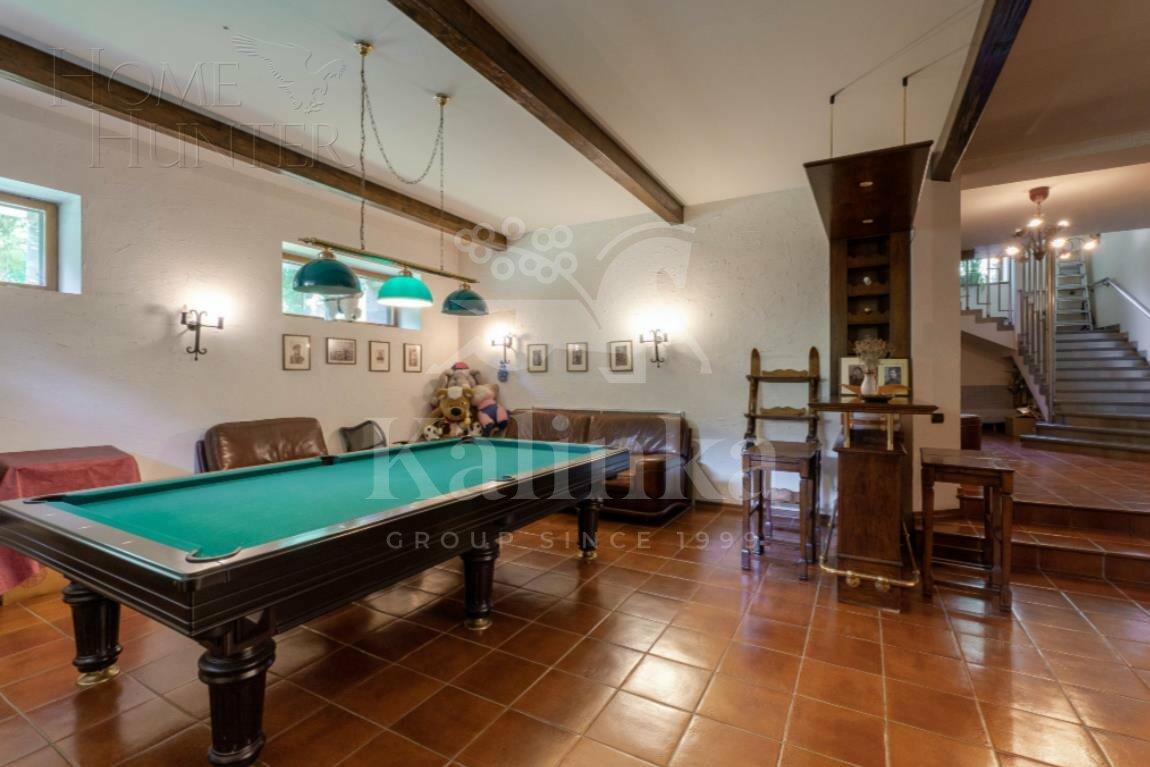 2-этажный коттедж 600 м² с отделкой