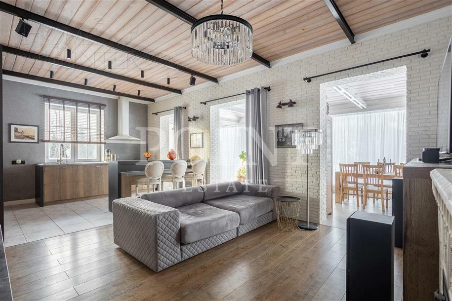 2-этажный коттедж 260 м² с отделкой