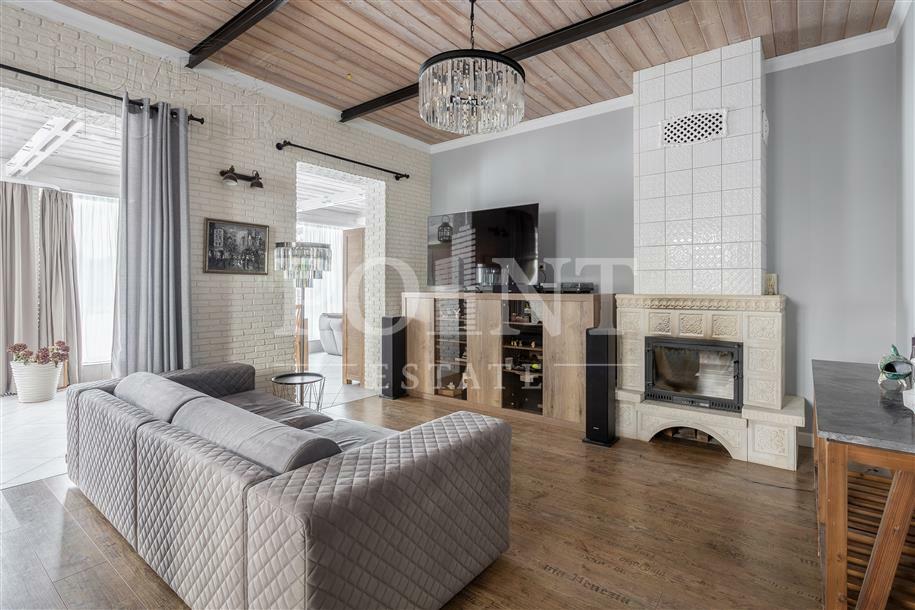 2-этажный коттедж 260 м² с отделкой