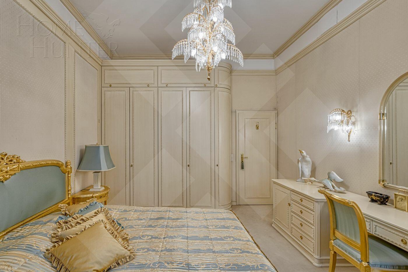 4-КОМН. КВАРТИРА С ОТДЕЛКОЙ 167.5 М² НА 5 ЭТАЖЕ