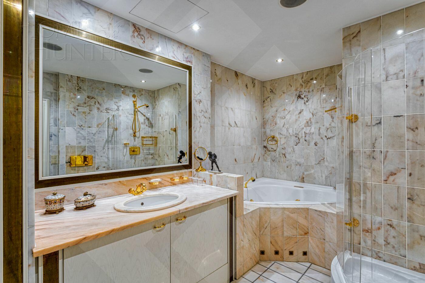 4-КОМН. КВАРТИРА С ОТДЕЛКОЙ 167.5 М² НА 5 ЭТАЖЕ