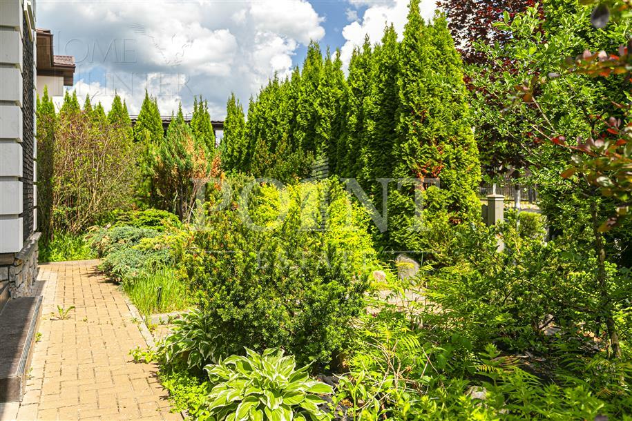 2-этажный коттедж 260 м² с отделкой