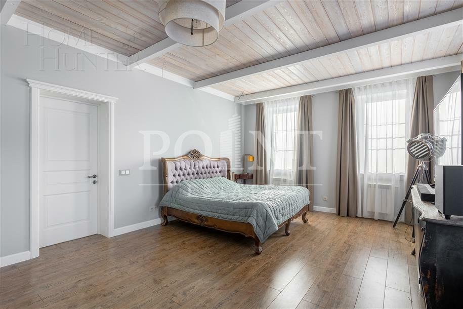 2-этажный коттедж 260 м² с отделкой