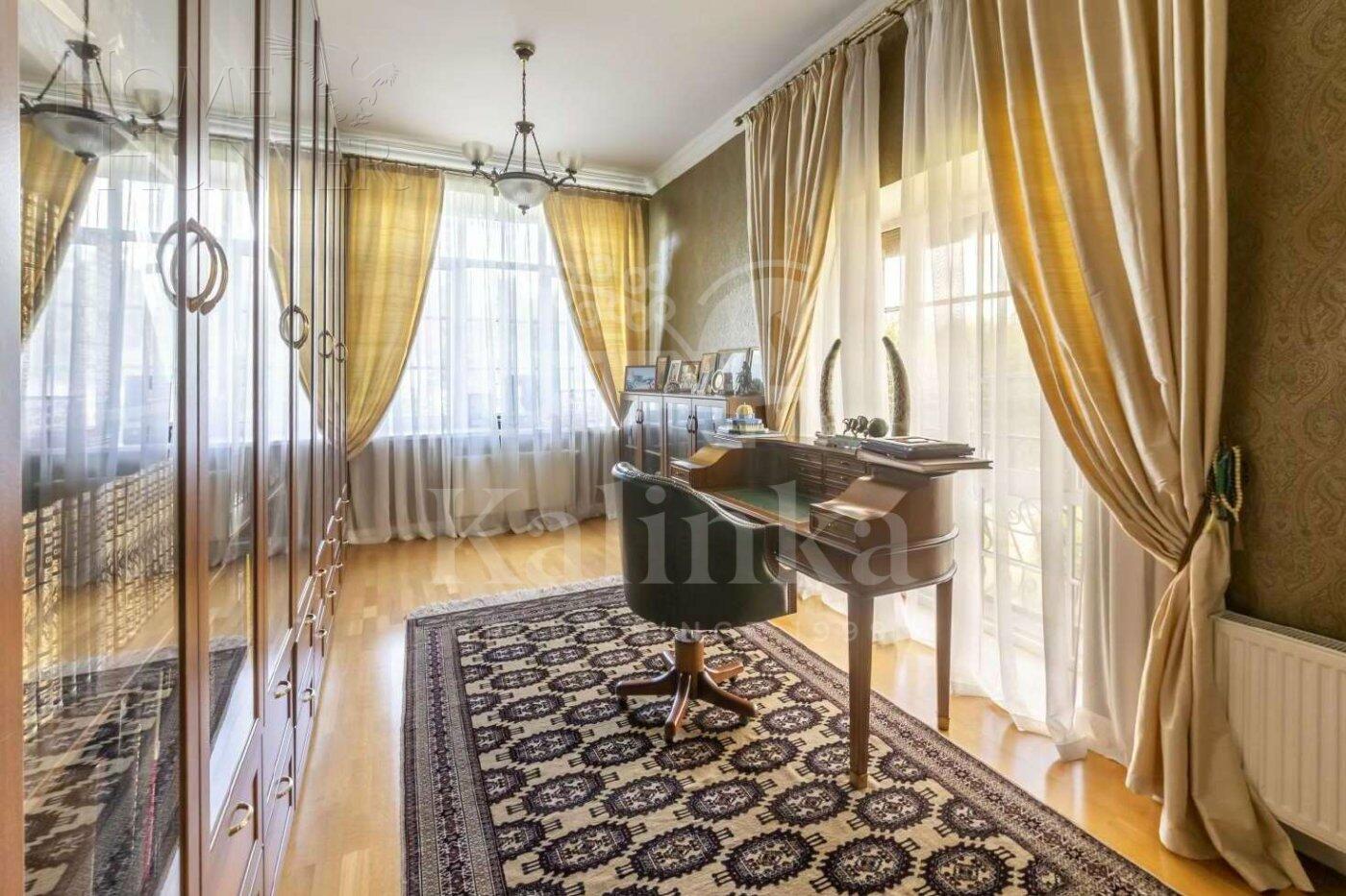 2-этажный коттедж 750 м² с отделкой