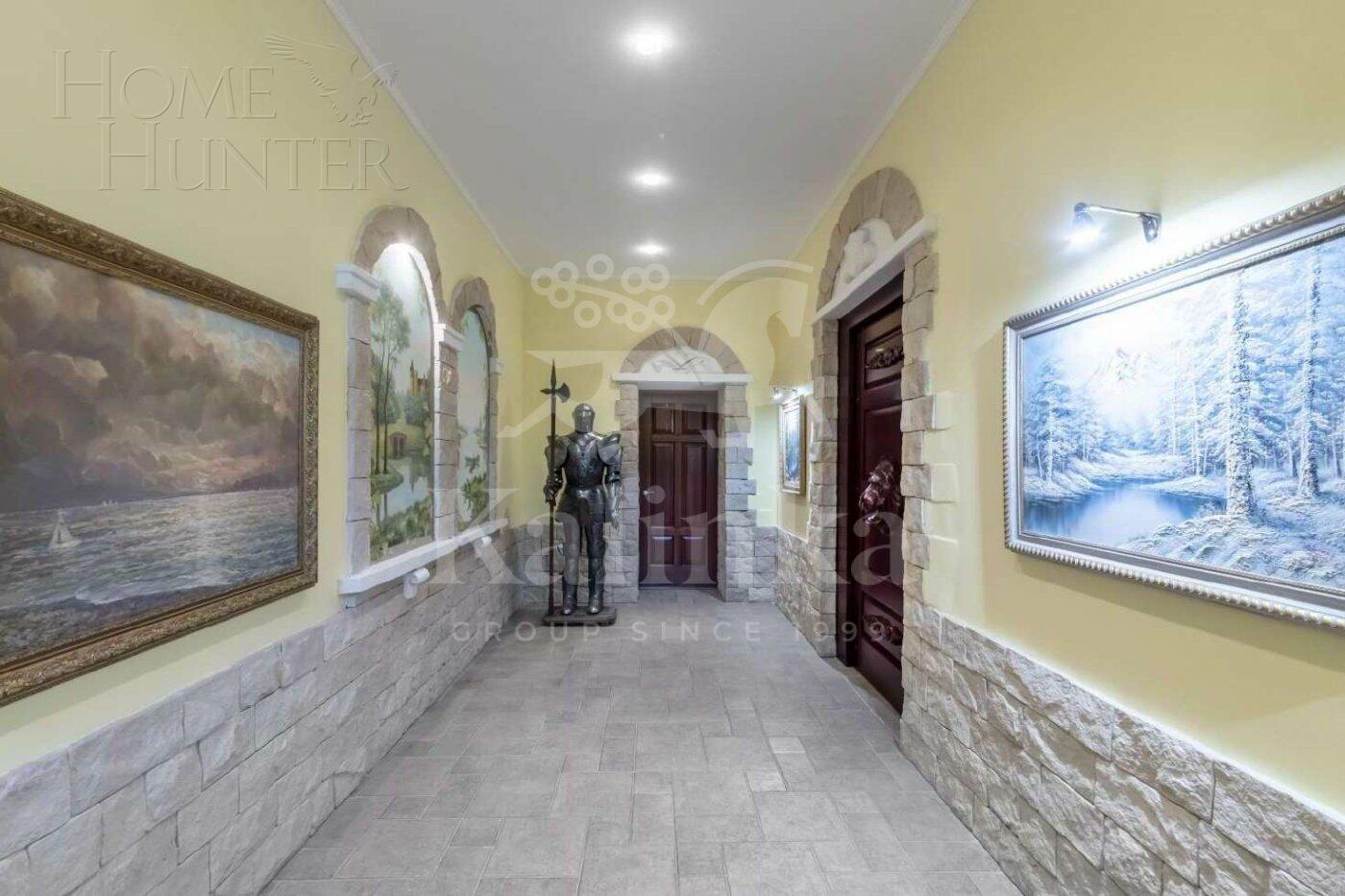 2-этажный коттедж 750 м² с отделкой