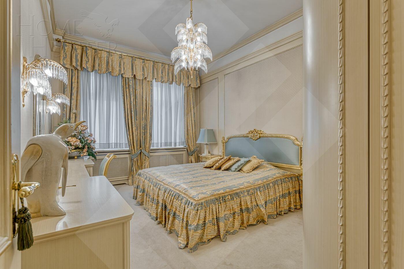 4-КОМН. КВАРТИРА С ОТДЕЛКОЙ 167.5 М² НА 5 ЭТАЖЕ