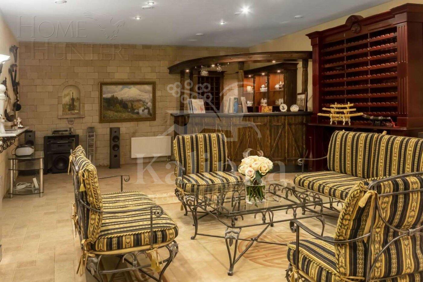 2-этажный коттедж 750 м² с отделкой