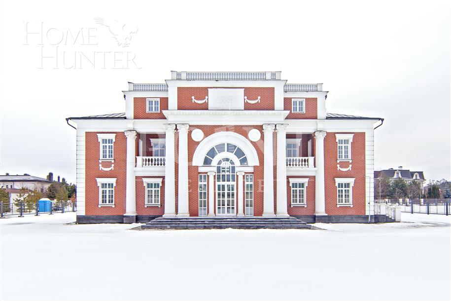 2-этажный коттедж 1 318.43 м² с отделкой