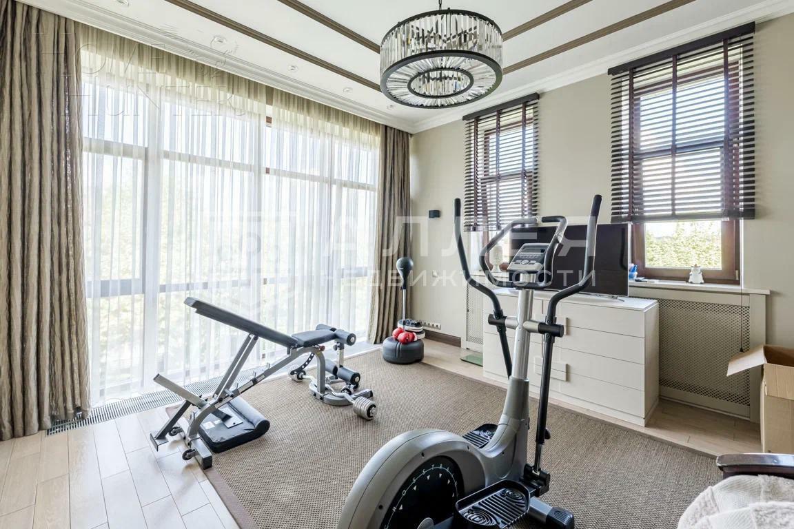 2-этажный коттедж 680 м² с отделкой