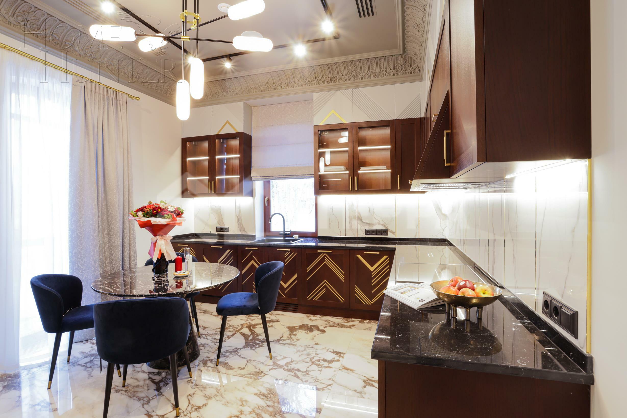 2-этажный коттедж 702 м² с отделкой