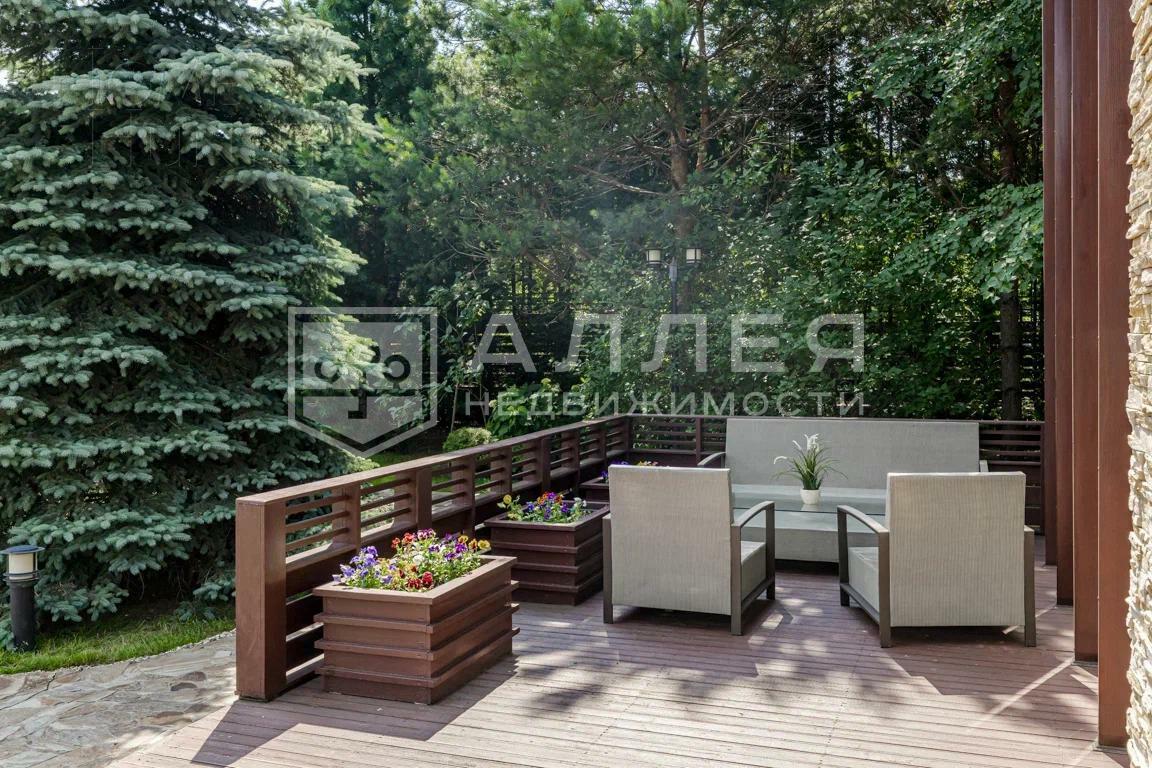 2-этажный коттедж 680 м² с отделкой