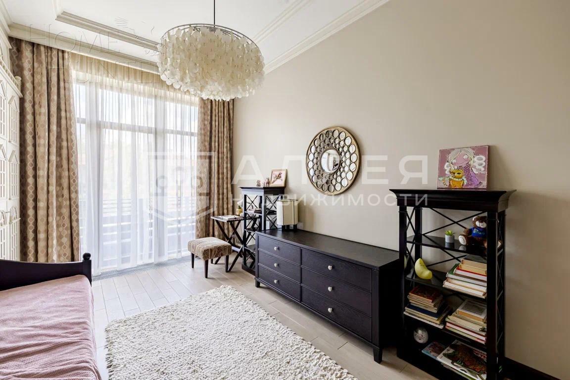 2-этажный коттедж 680 м² с отделкой